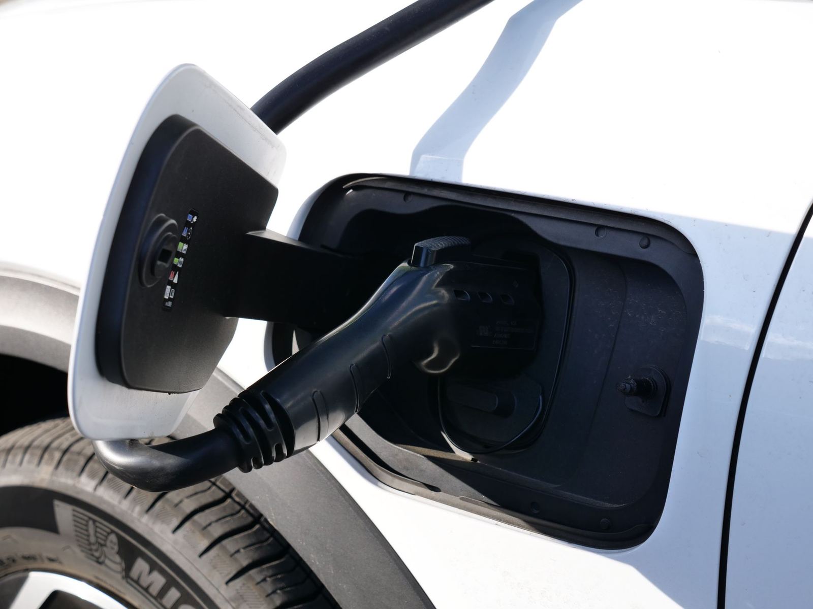 Elektrikli SUV – Otomatik