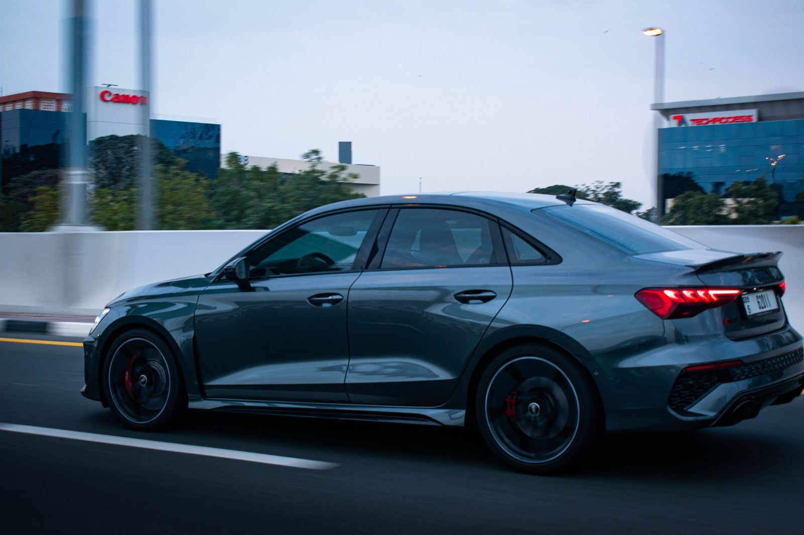 Kompakt Sedan – Otomatik Dizel